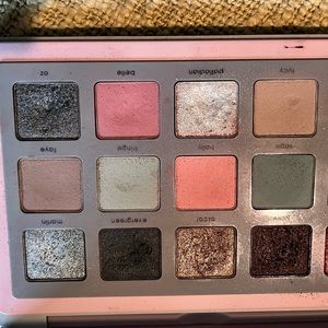 Lightly used Natasha Denona Retro Glam Eye Palette